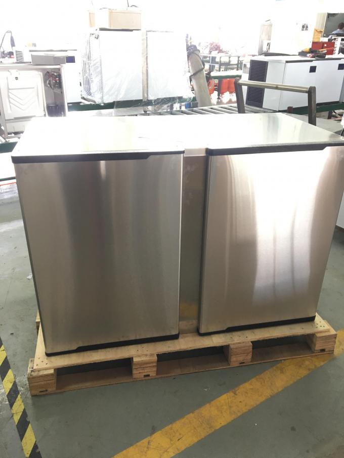 R134A Clear Square Ice Cube Maker Pendingin Udara / Air 27