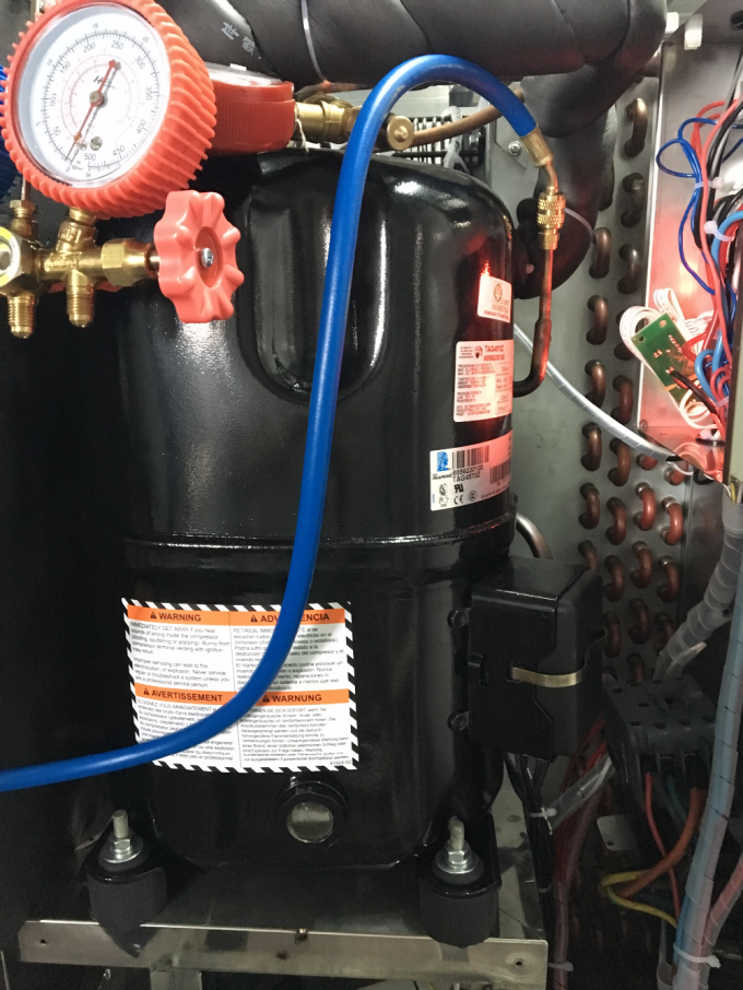 R134A Clear Square Ice Cube Maker Pendingin Udara / Air 31